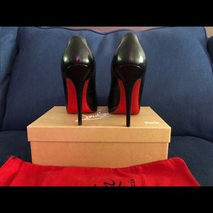 Christian louboutins black leather heels